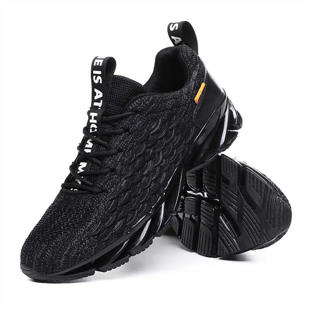 size 44 size 39 walking shoes  - Outdoor Sport Flooring avis et prix