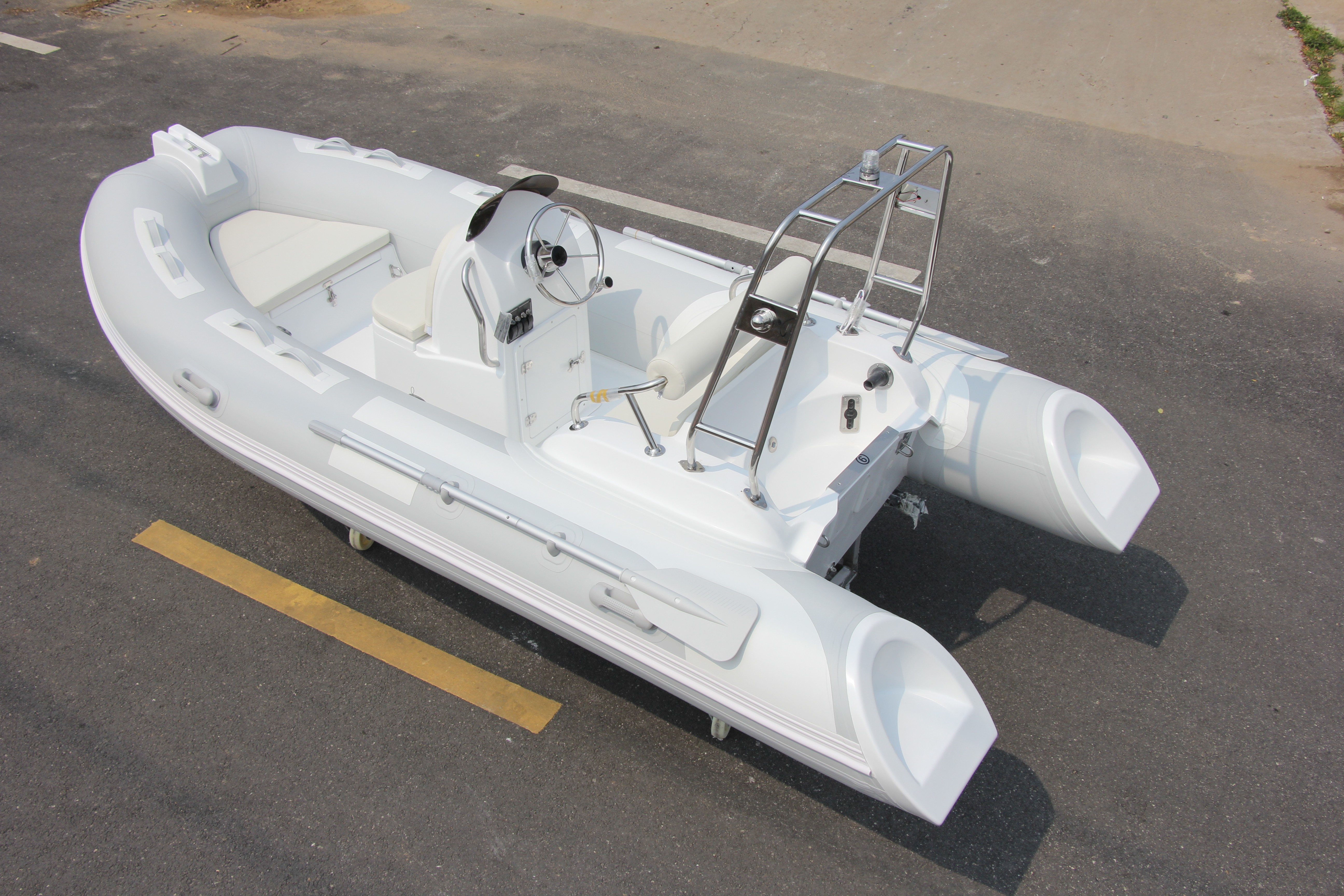 RIB Inflatable Boat Luxury Fib - Outdoor Sport Flooring avis et prix